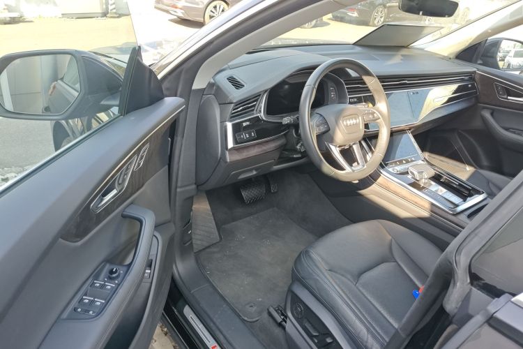 Audi Q8 2024 #18 Audi Q8 2024 car image #18