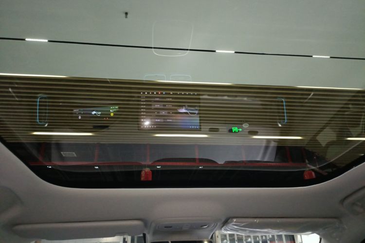 零跑汽车 零跑B10 2025 汽车图片 #18