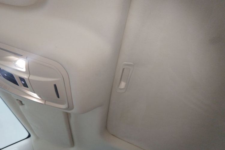 Tank 300 New Energy 2025 #18 Tank 300 New Energy 2025 car image #18