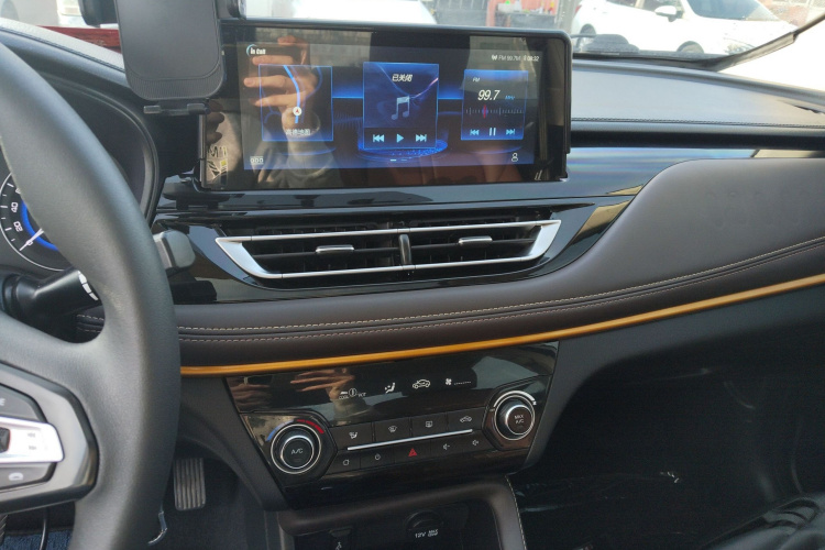 Changan Eado DT 2021 car image #18