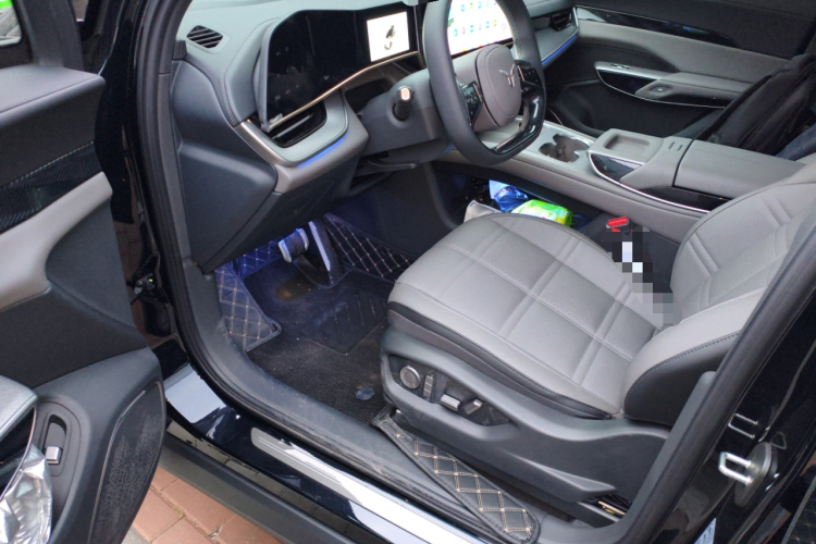 红旗 红旗天工08 2025 汽车图片 #18