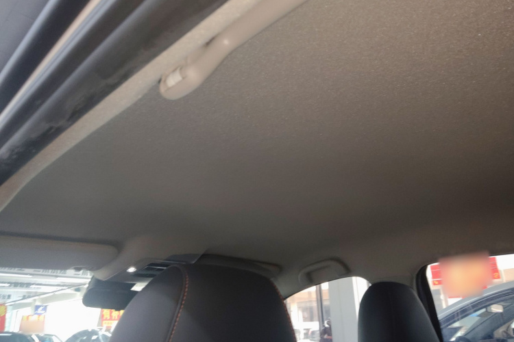 BYD e2 2024 image de voiture #18