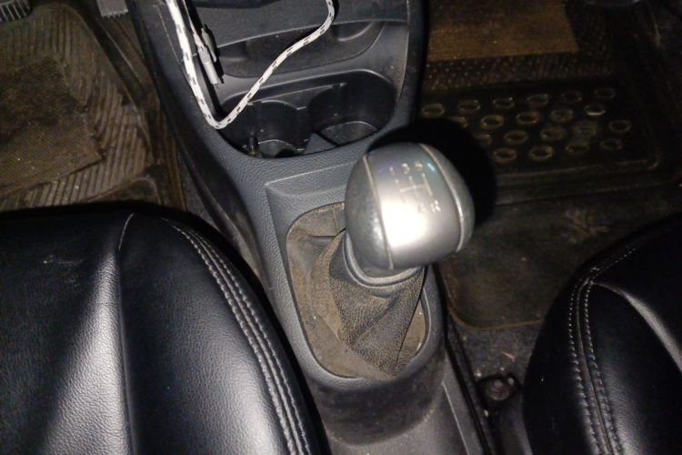 日产 骊威 2013 汽车图片 #18