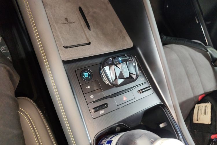 BYD SongL EV 2024 #18 BYD SongL EV 2024 immagine di auto #18