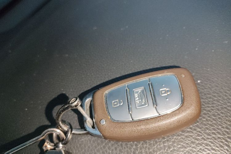 Hyundai Mistra 2018 #18 Hyundai Mistra 2018 car image #18