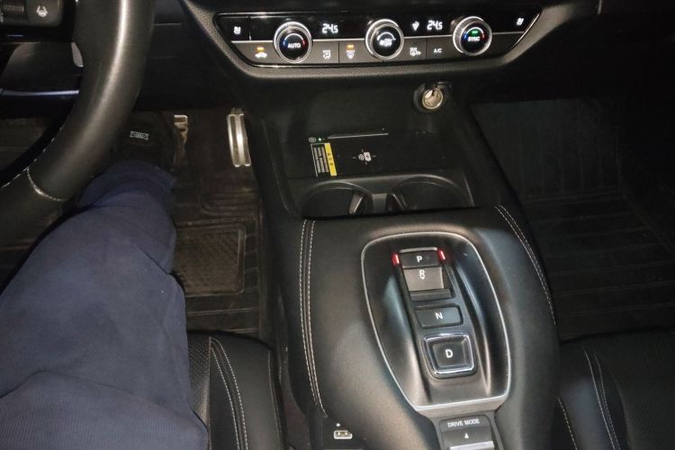 Honda ZR-V 2023 #18 Honda ZR-V 2023 car image #18