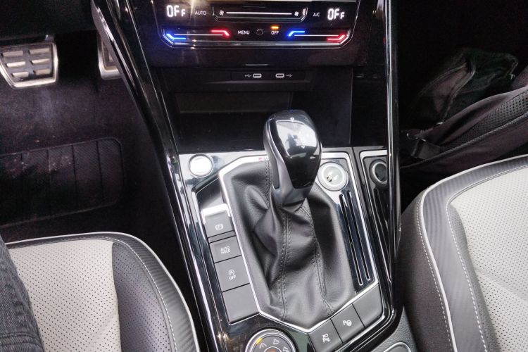 Volkswagen Tayron X 2020 car image #18