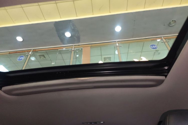 Honda Spirior 2017 car image #18