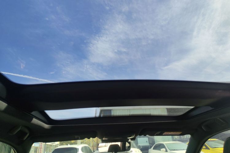 Toyota Crown 2024 immagine di auto #18