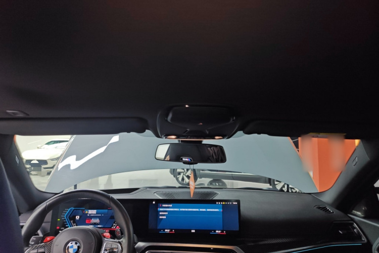 BMW M235L 2024 #18 BMW M235L 2024 immagine di auto #18