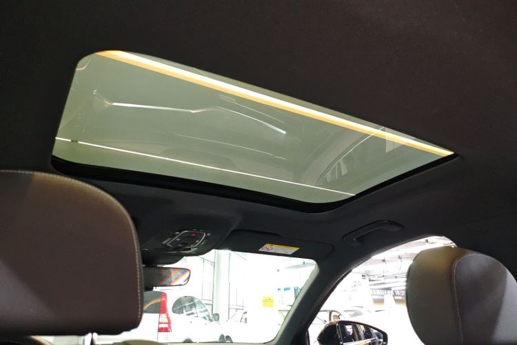 Audi A6 2021 image de voiture #18