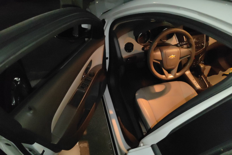 Chevrolet TRAVERSE 2015 #18 Chevrolet TRAVERSE 2015 car image #18