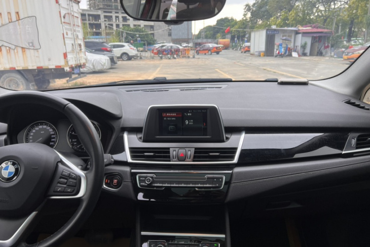 BMW 2 Series Tourer (Imported) 2018 car image #18