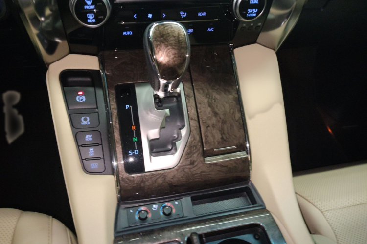 Toyota Vellfire 2022 #18 Toyota Vellfire 2022 immagine di auto #18