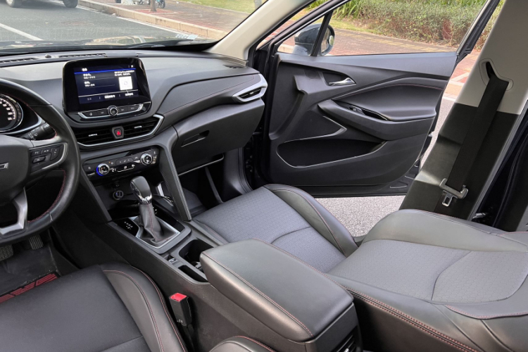 Chevrolet Orlando 2021 car image #18