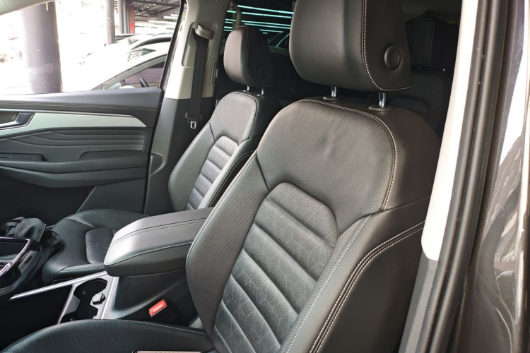 Volkswagen Talagon 2023 car image #18