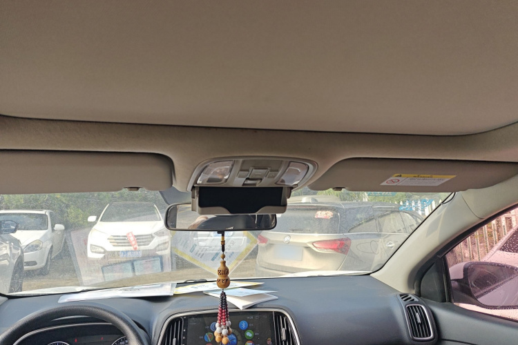 Kia Stonic 2016 image de voiture #18