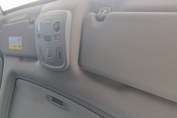 Citroen C4L 2015 image de voiture #18
