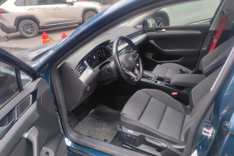 Volkswagen Passat Variant 2023 #18 Volkswagen Passat Variant 2023 immagine di auto #18