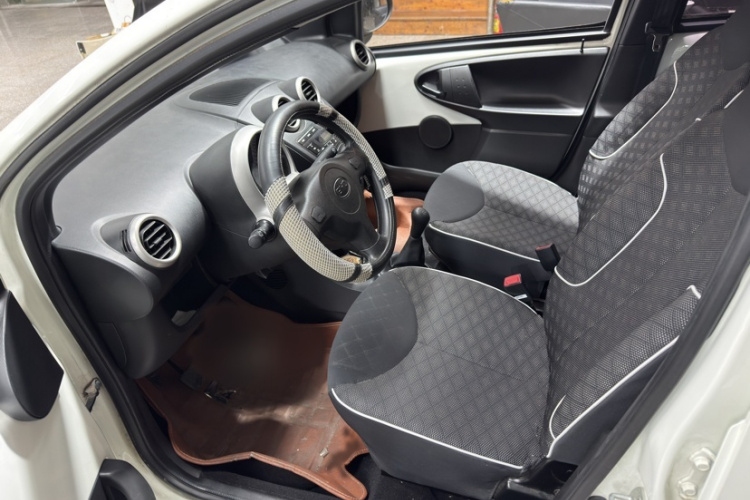 BYD F0 2018 #18 BYD F0 2018 car image #18