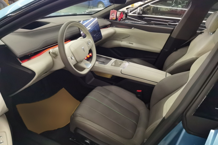 Deepal L07 2024 #18 Deepal L07 2024 car image #18