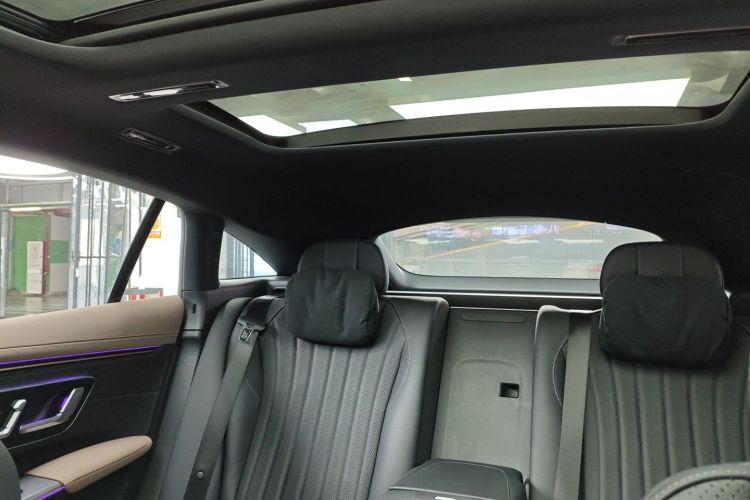 Mercedes-Benz EQS Class 2023 car image #18