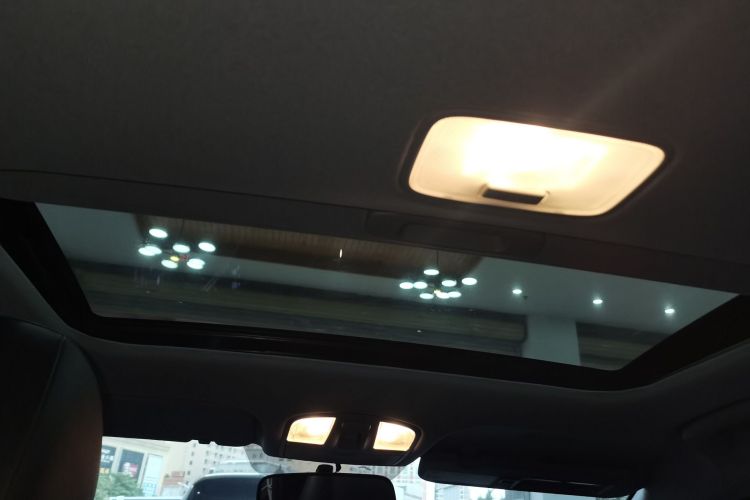 Hyundai Elantra AD 2019 car image #18