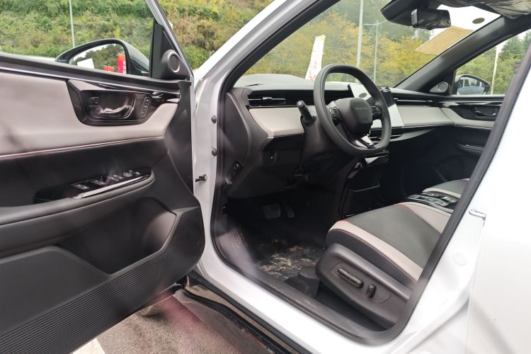 Honda e:NS2 2025 car image #18