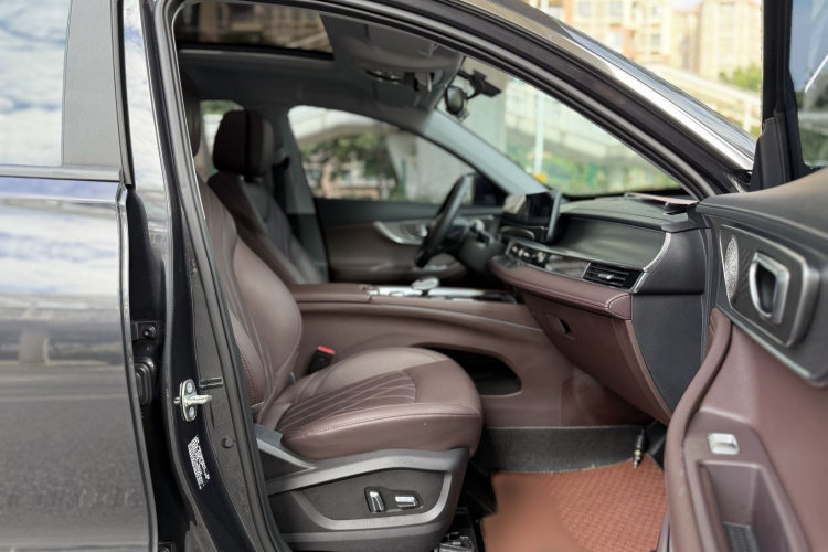 Chery Tiggo 8 Plus 2023 image de voiture #18