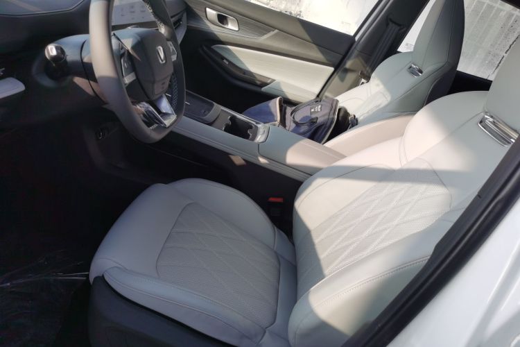 Changan CS55PLUS PHEV 2025 immagine di auto #18