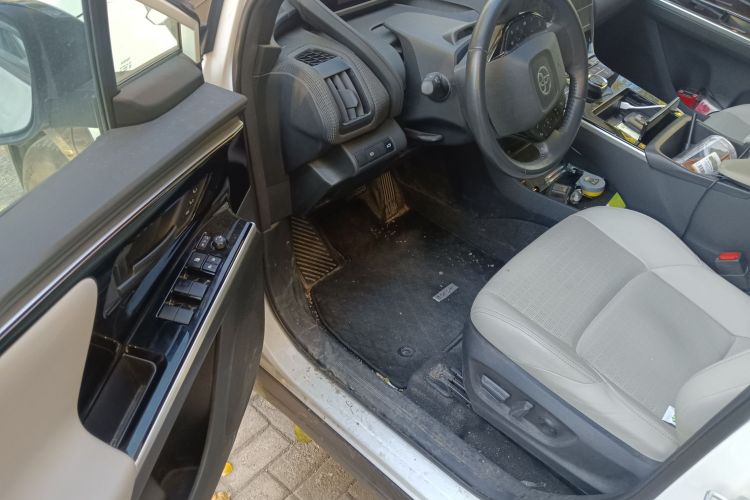 丰田 一汽丰田bZ4X 2023 汽车图片 #18