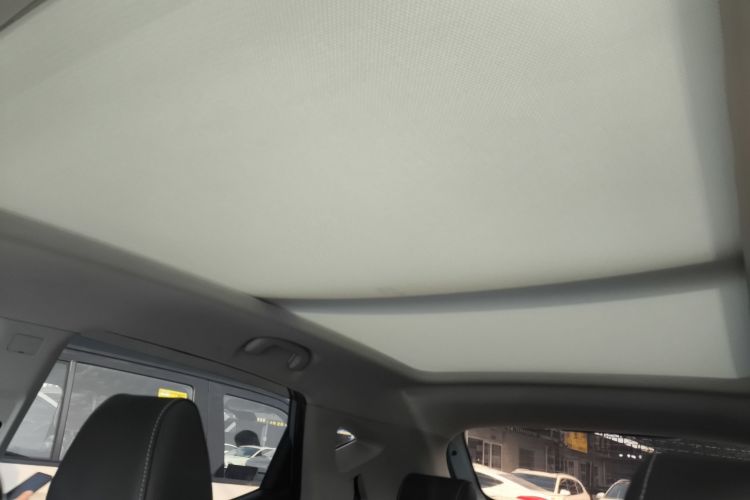 MG EZS Electric 2021 car image #18