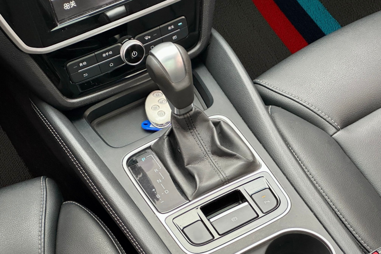 BYD Song MAX 2018 car image #18