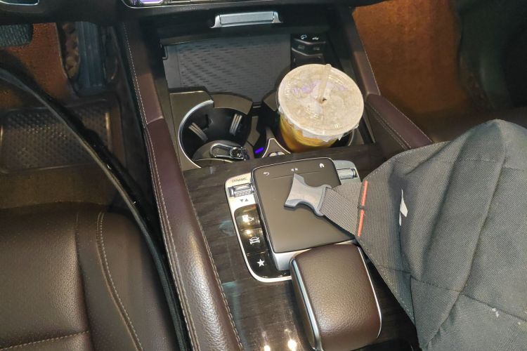 Mercedes-Benz GLE Class 2020 #18 Mercedes-Benz GLE Class 2020 car image #18