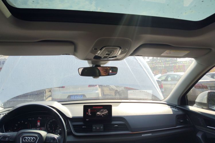 Audi Q5L 2019 #18 Audi Q5L 2019 car image #18