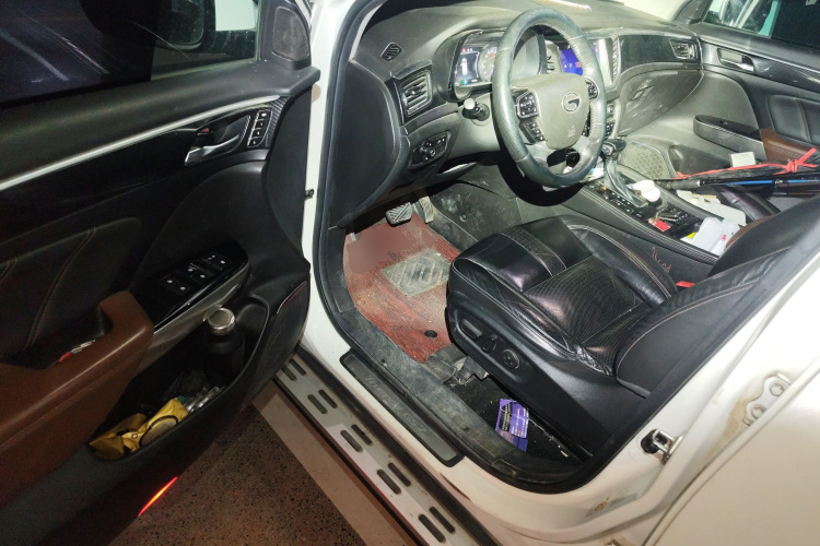 GAC Trumpchi GS7 2017 car image #18