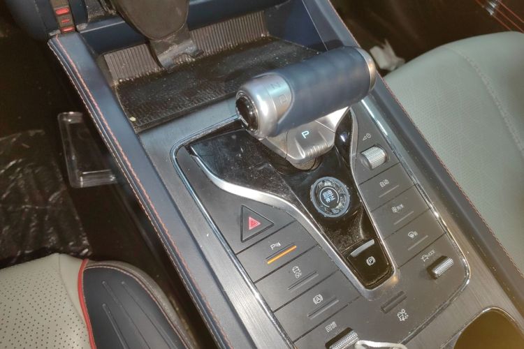 BYD Yuan 2022 #18 BYD Yuan 2022 immagine di auto #18