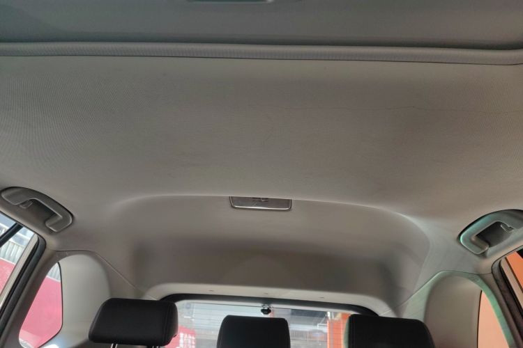 Kia Wildlander 2020 car image #18