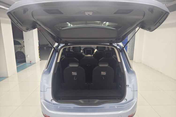 Citroen C4 PICASSO 2016 صورة سيارة #18