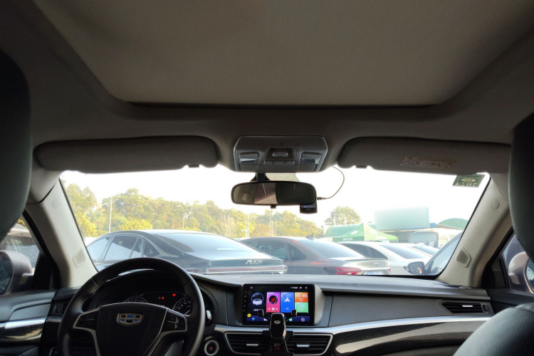 GEELY Ulion 2015 immagine di auto #18