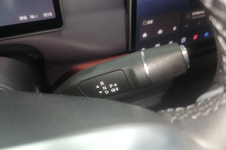 零跑汽车 零跑C10 2025 汽车图片 #18