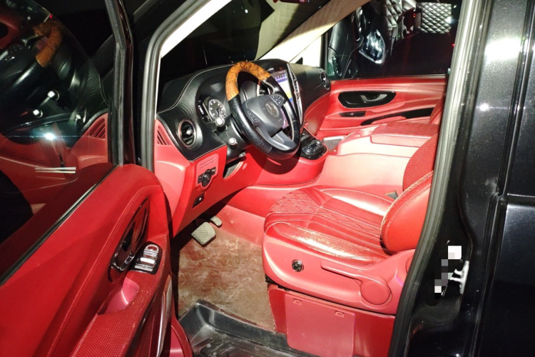 Mercedes-Benz Vito 2019 car image #18