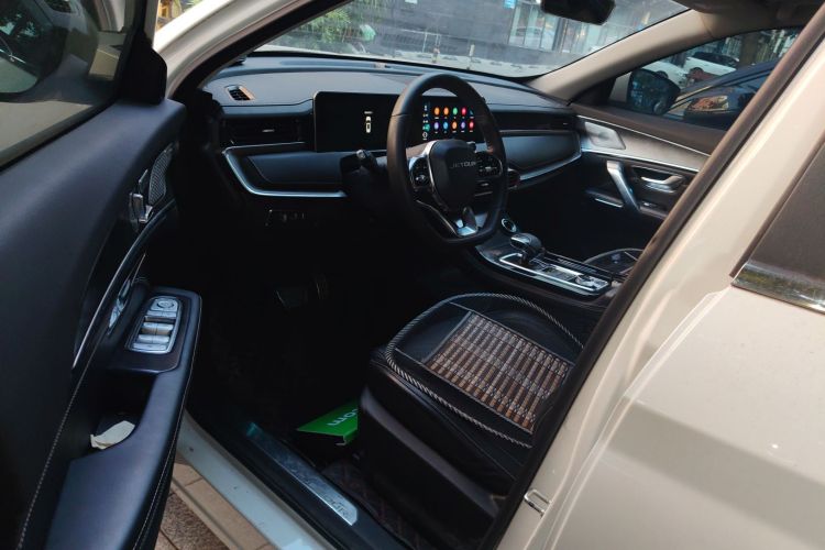 X70 PLUS 2020 #18 X70 PLUS 2020 car image #18