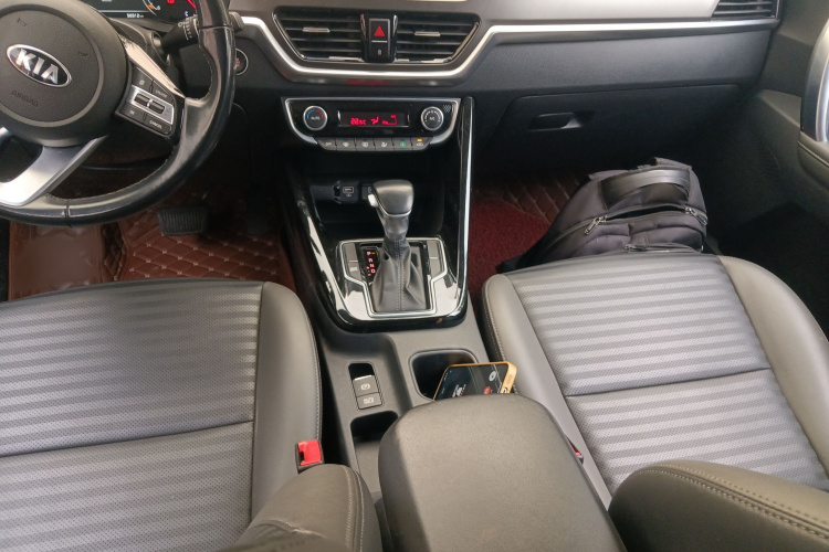 起亚 智跑 2018 汽车图片 #18