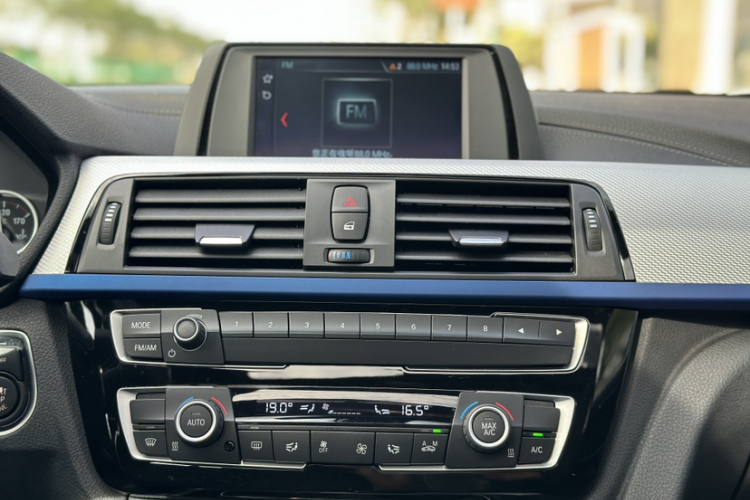 BMW 4 Series 2017 car image #18
