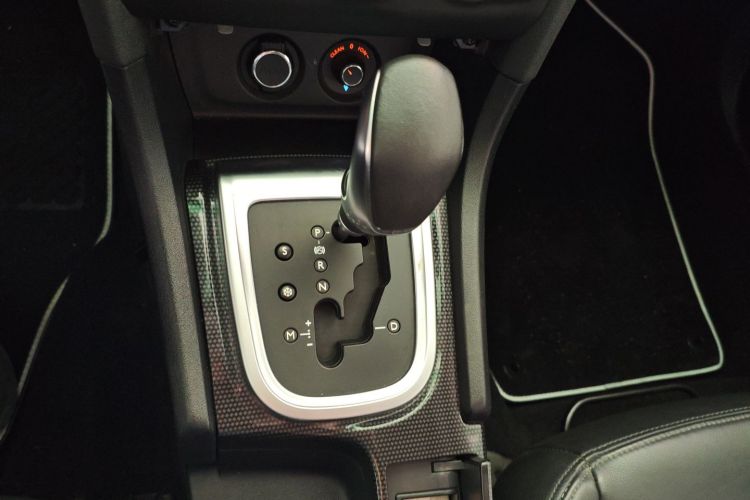 Citroen C4L 2016 image de voiture #18