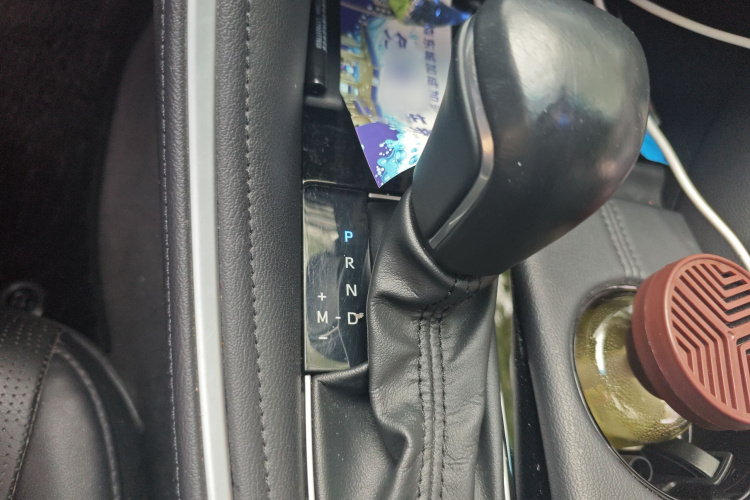 Toyota Avalon 2023 car image #18