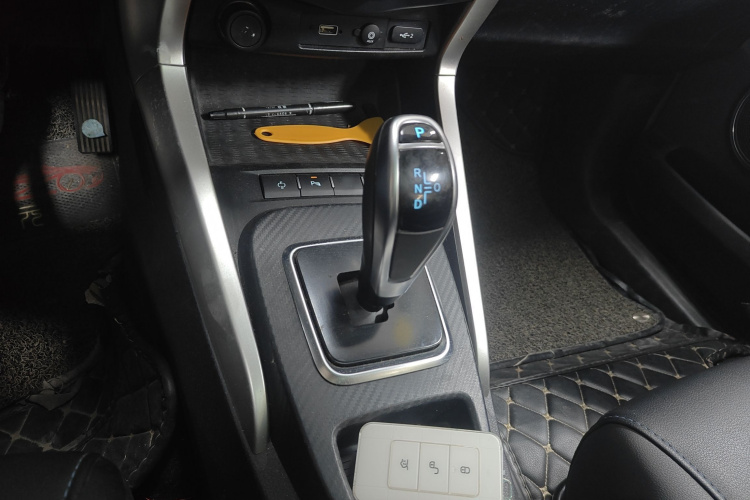 BYD Yuan New Energy 2018 car image #18