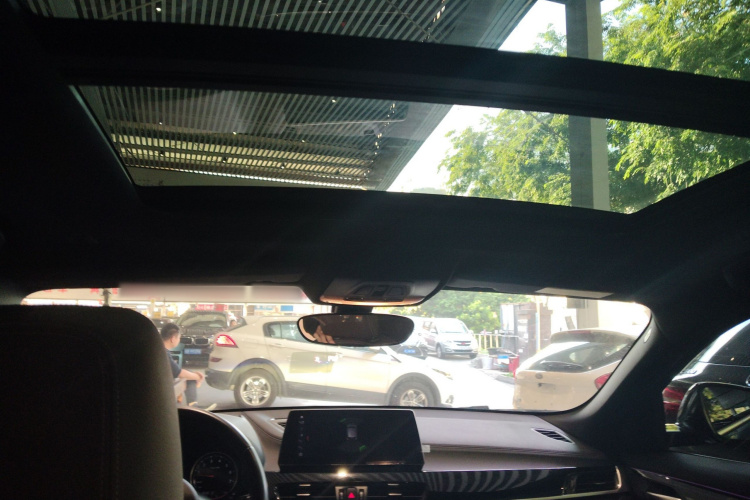 BMW X2 2021 #18 BMW X2 2021 car image #18