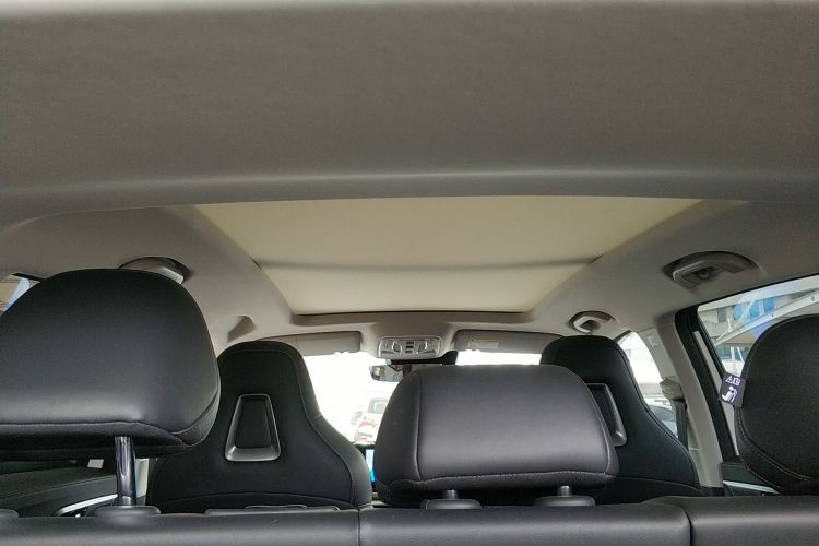 Roewe D5X DMH 2024 imagem de carro #18